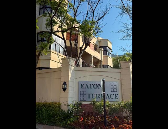 2 BEDROOM APARTMENT FOR SALE IN BRYANSTON